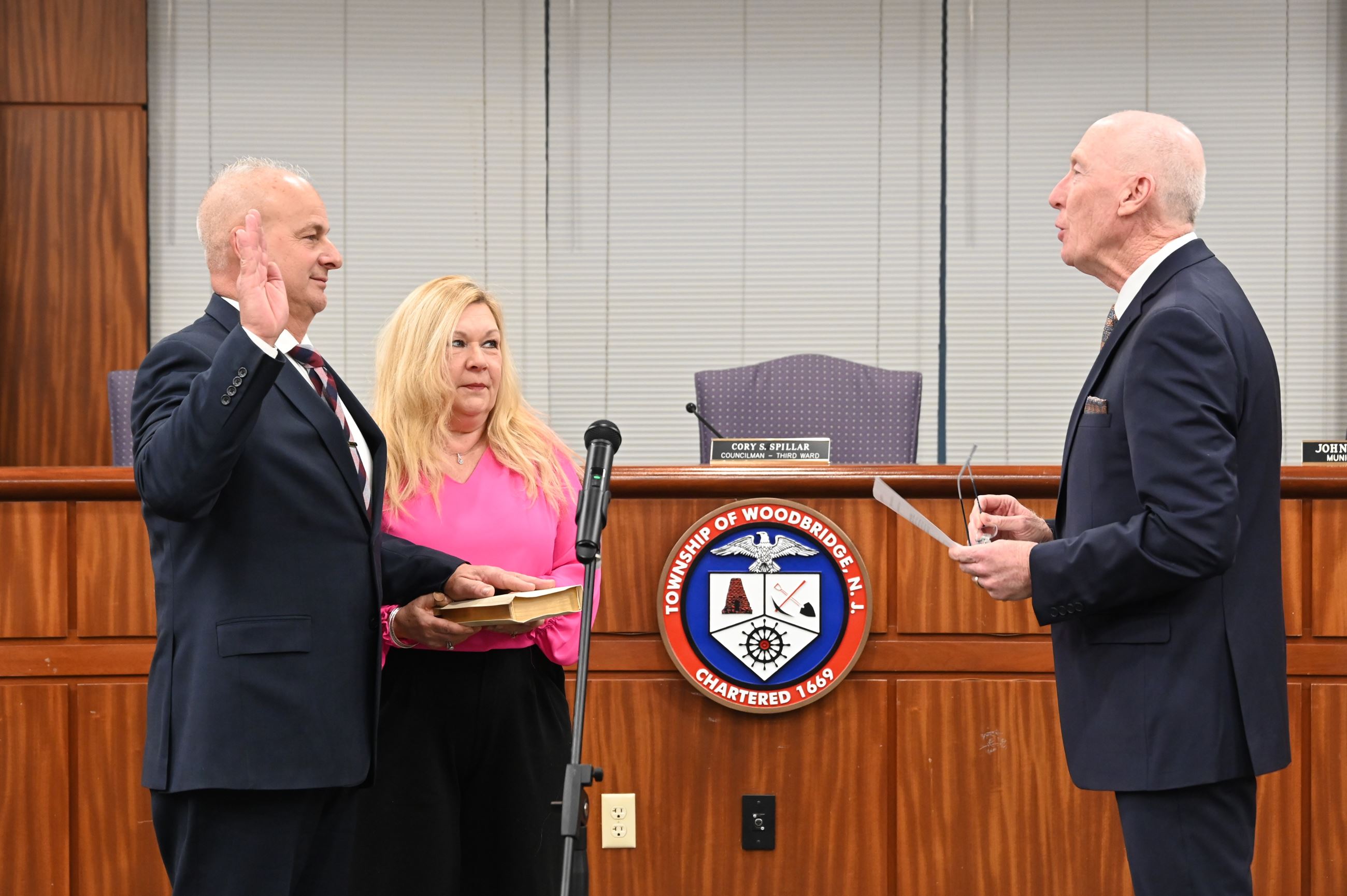 Council Swearing In (3)